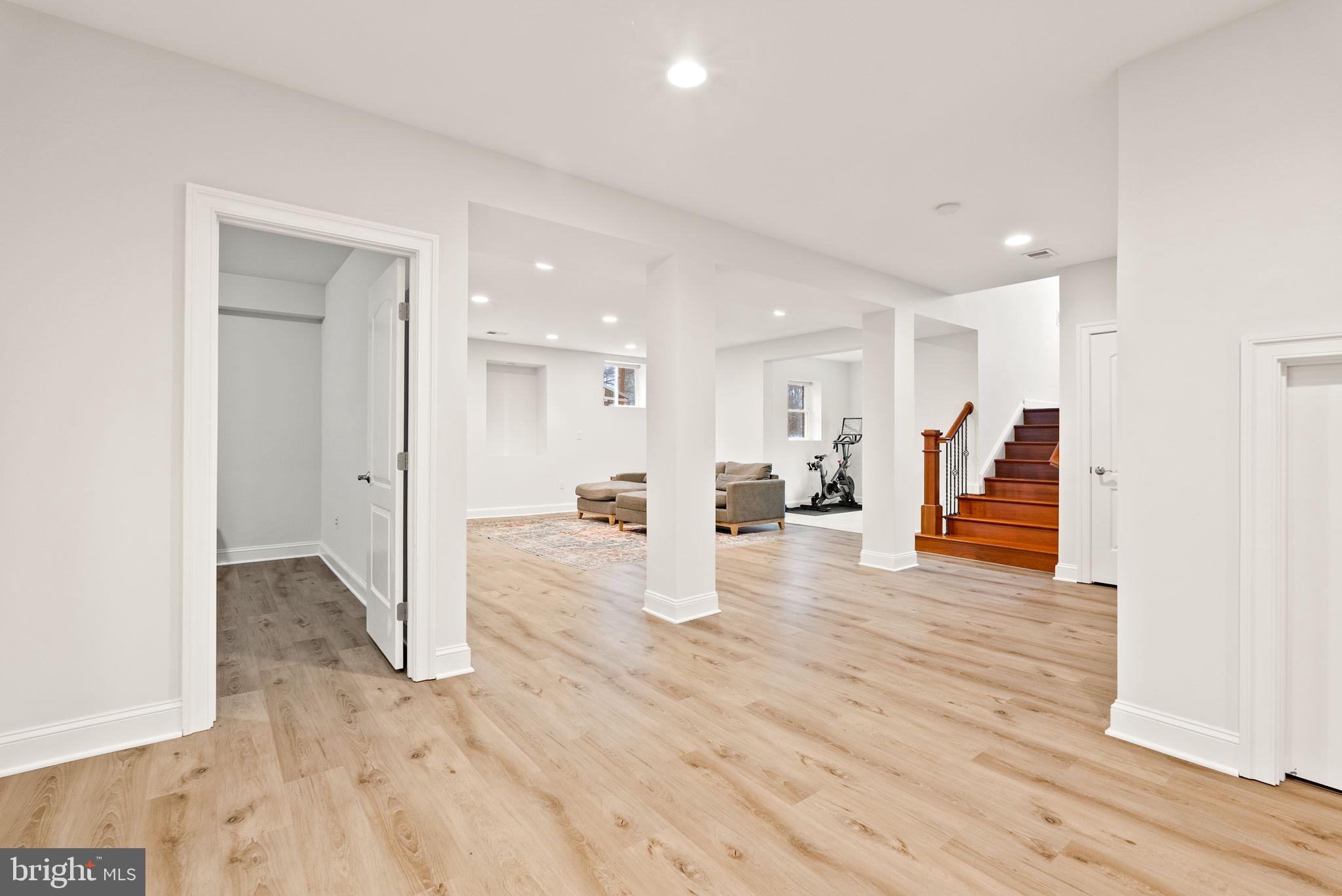 8522 Lewinsville Road McLean, VA 22102 - Photo 40 of 51