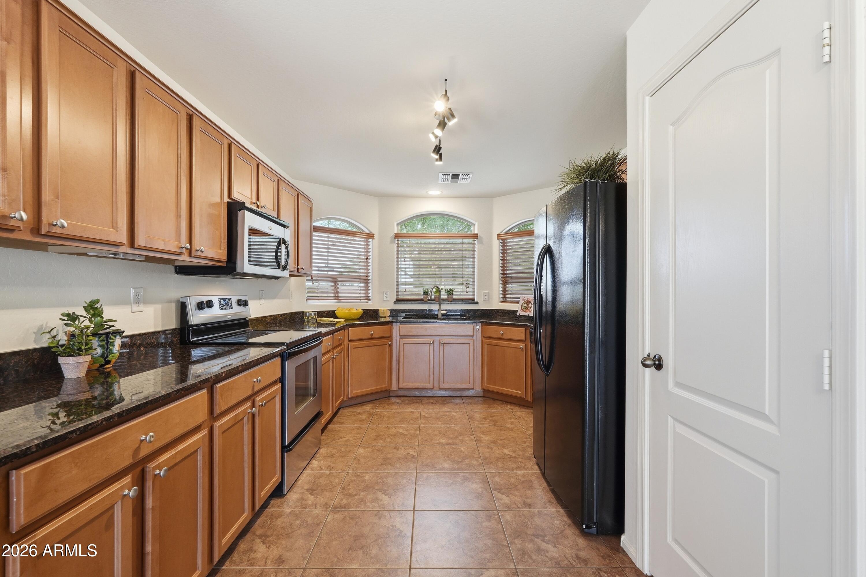 2956 East Shady Spring Trail Phoenix, AZ 85024 - Photo 14 of 37 Kitchen with Pantry