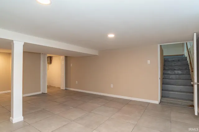 $299,900 | 130 South Johnson Avenue, Bloomington, IN 47404