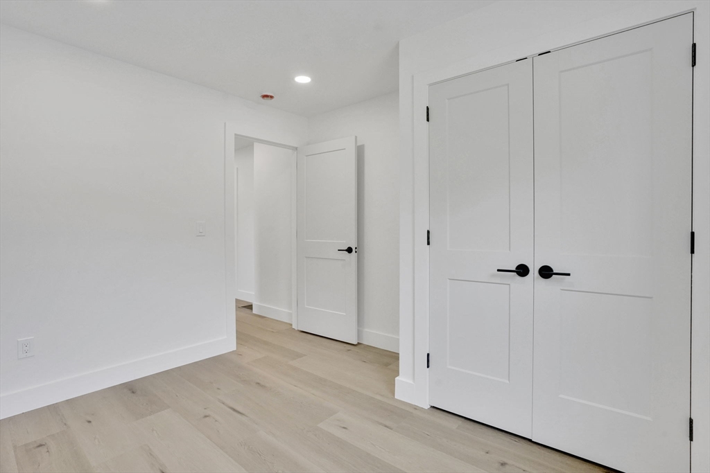 236 Allen Road Belchertown, MA 01007 - Photo 18 of 39