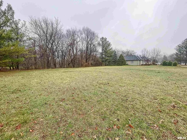 $99,900 | 10 Orchard Hill Boulevard, Moline, IL 61265