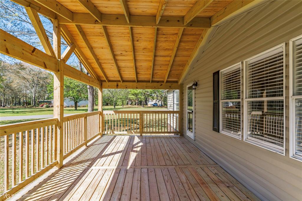 10721 Southern Ridge East Keithville, LA 71047 - Photo 4 of 32