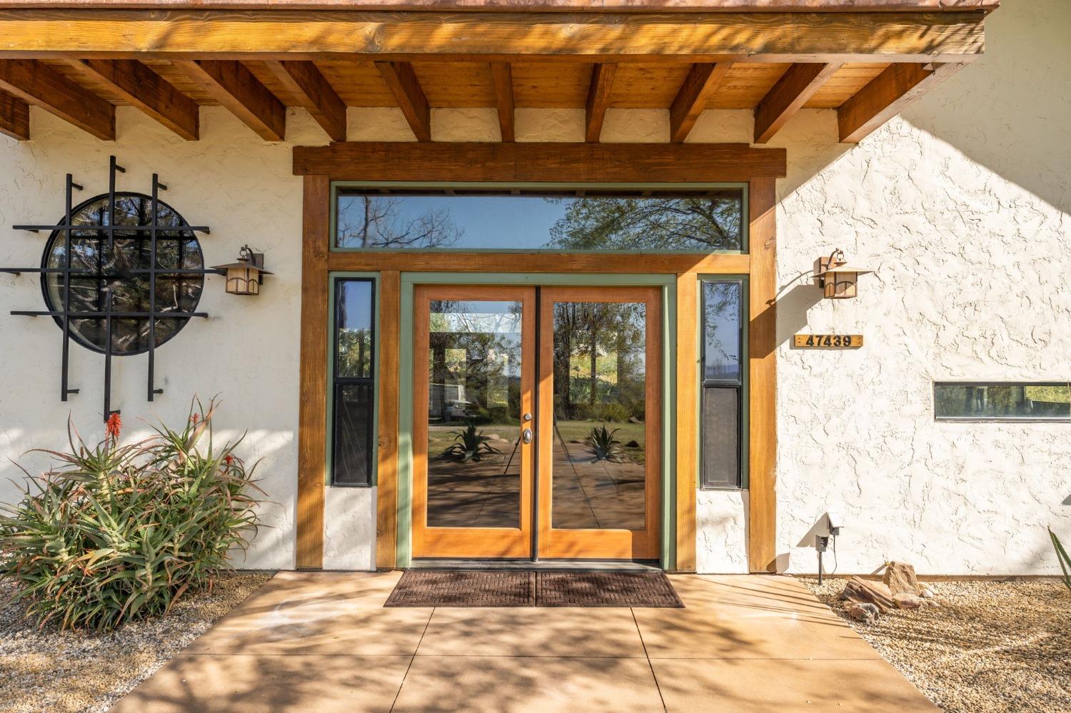 47439 Skyline Ridge Road Coarsegold, CA 93614 - Photo 2 of 48 Gallery Image 2