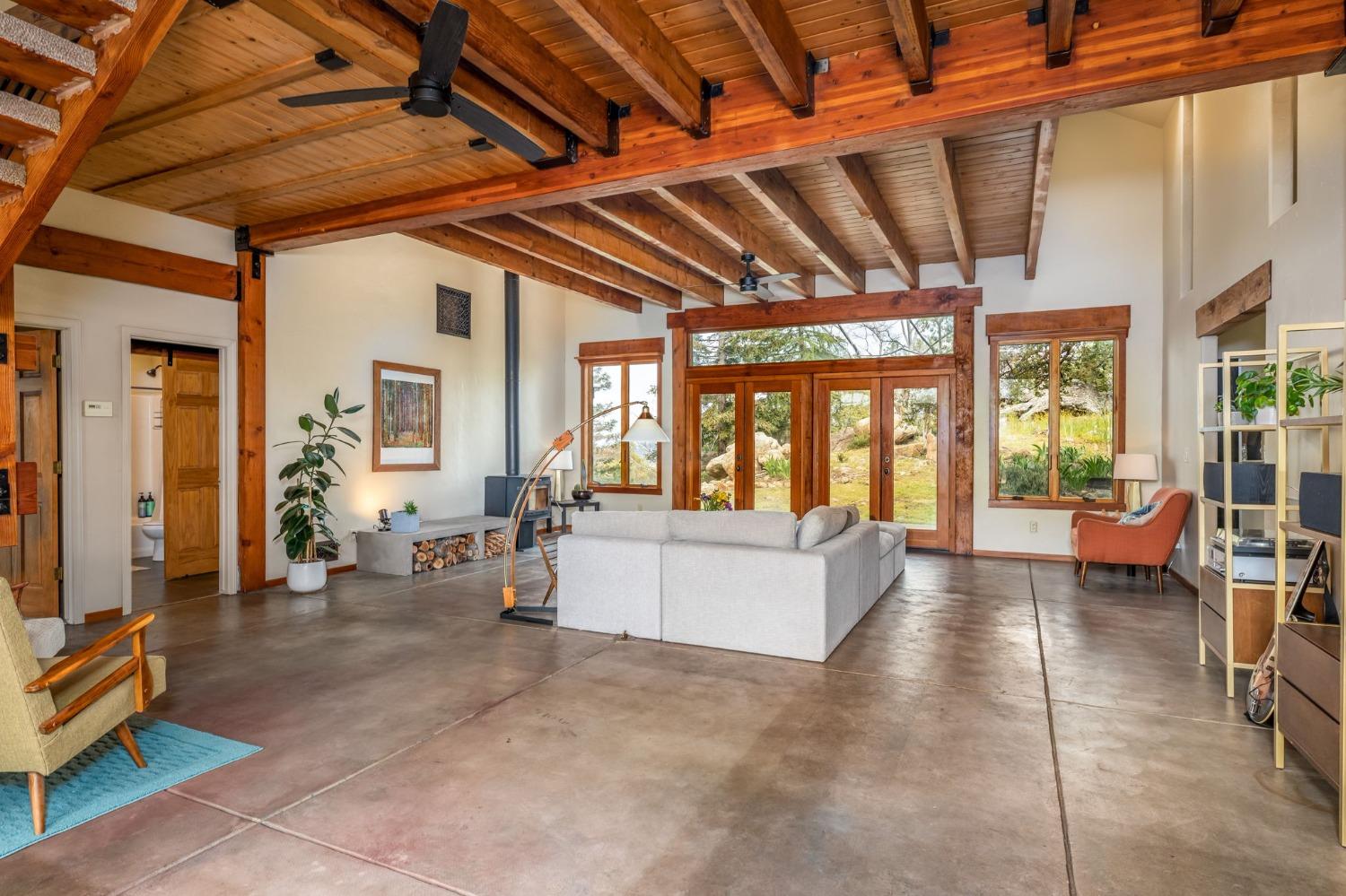 47439 Skyline Ridge Road Coarsegold, CA 93614 - Photo 7 of 48 Gallery Image 7