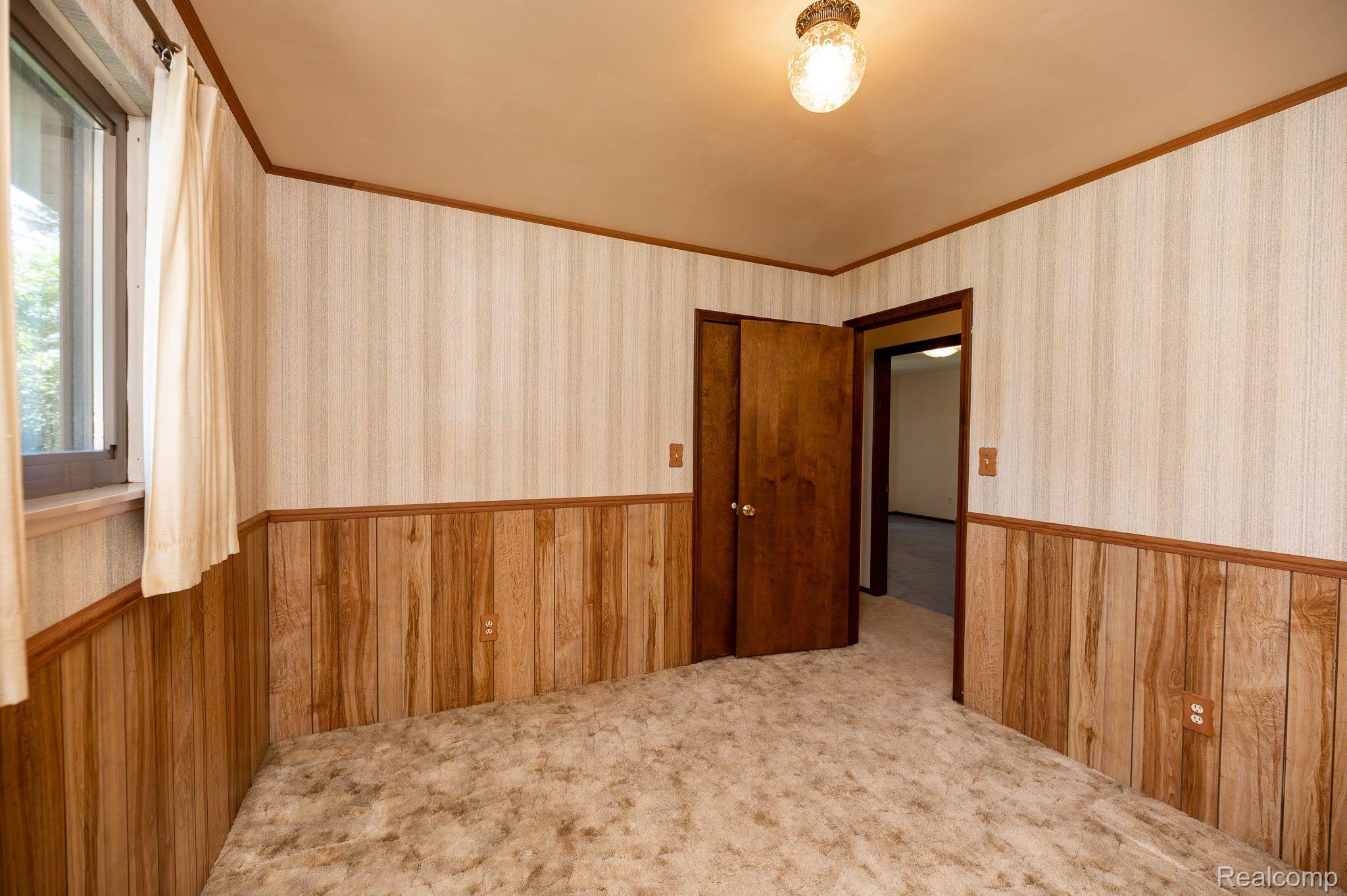55305 Scheuer Road New Baltimore, MI 48051 - Photo 28 of 37 Gallery Image 28