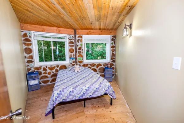 $850,000 | 316 Granite Creek Road, Nordman, ID 83848