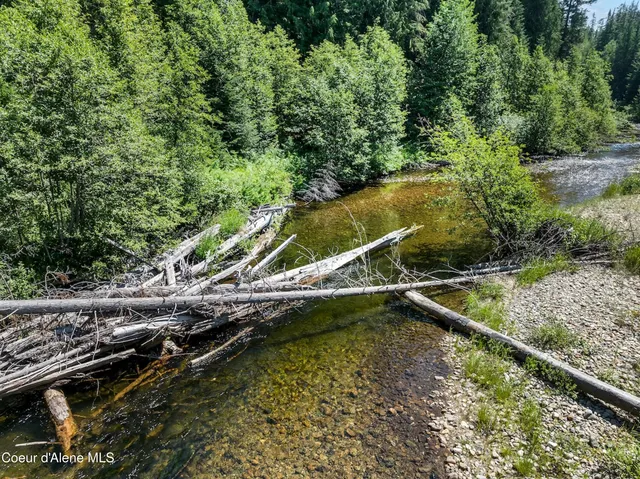 $850,000 | 316 Granite Creek Road, Nordman, ID 83848