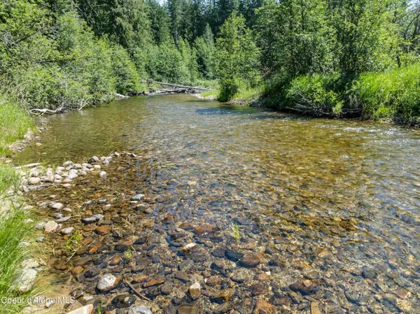 $850,000 | 316 Granite Creek Road, Nordman, ID 83848
