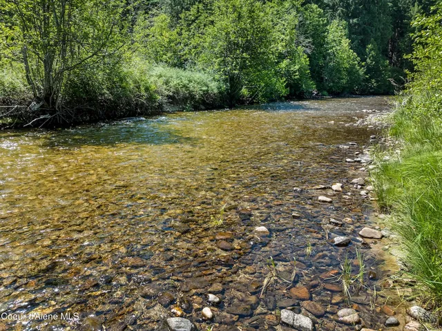 $850,000 | 316 Granite Creek Road, Nordman, ID 83848