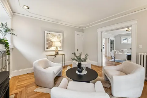 $2,488,000 | 712 Crossway Road, Burlingame, CA 94010