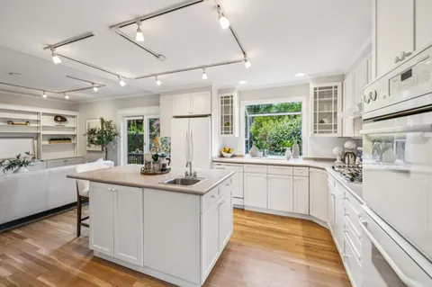 $2,488,000 | 712 Crossway Road, Burlingame, CA 94010