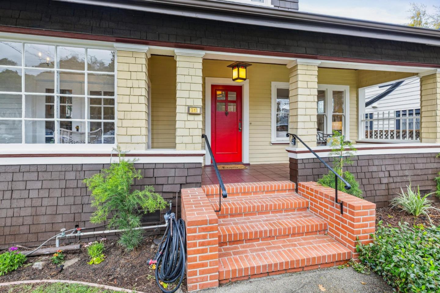 712 Crossway Road Burlingame, CA 94010 - Photo 4 of 90