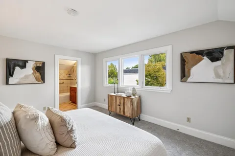 $2,488,000 | 712 Crossway Road, Burlingame, CA 94010