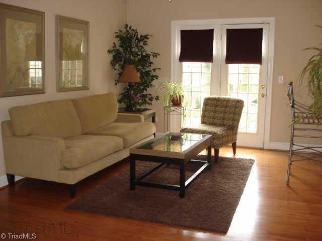 3112 Sedgefield Gate Road Greensboro, NC 27407 - Photo 3 of 16 Living Room.