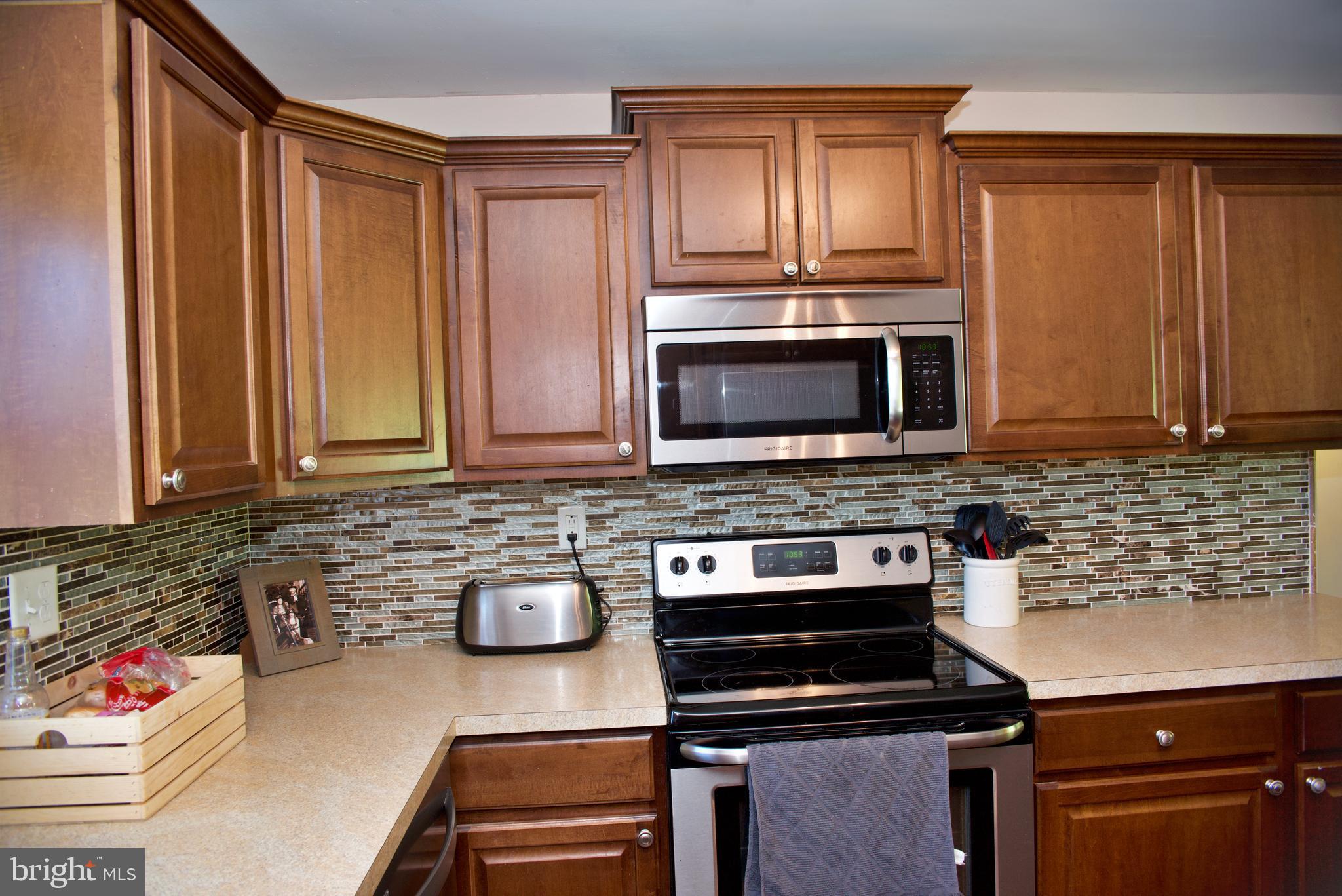 4725 Hillside Road Reading, PA 19606 - Photo 15 of 43 Plenty of cabinet space