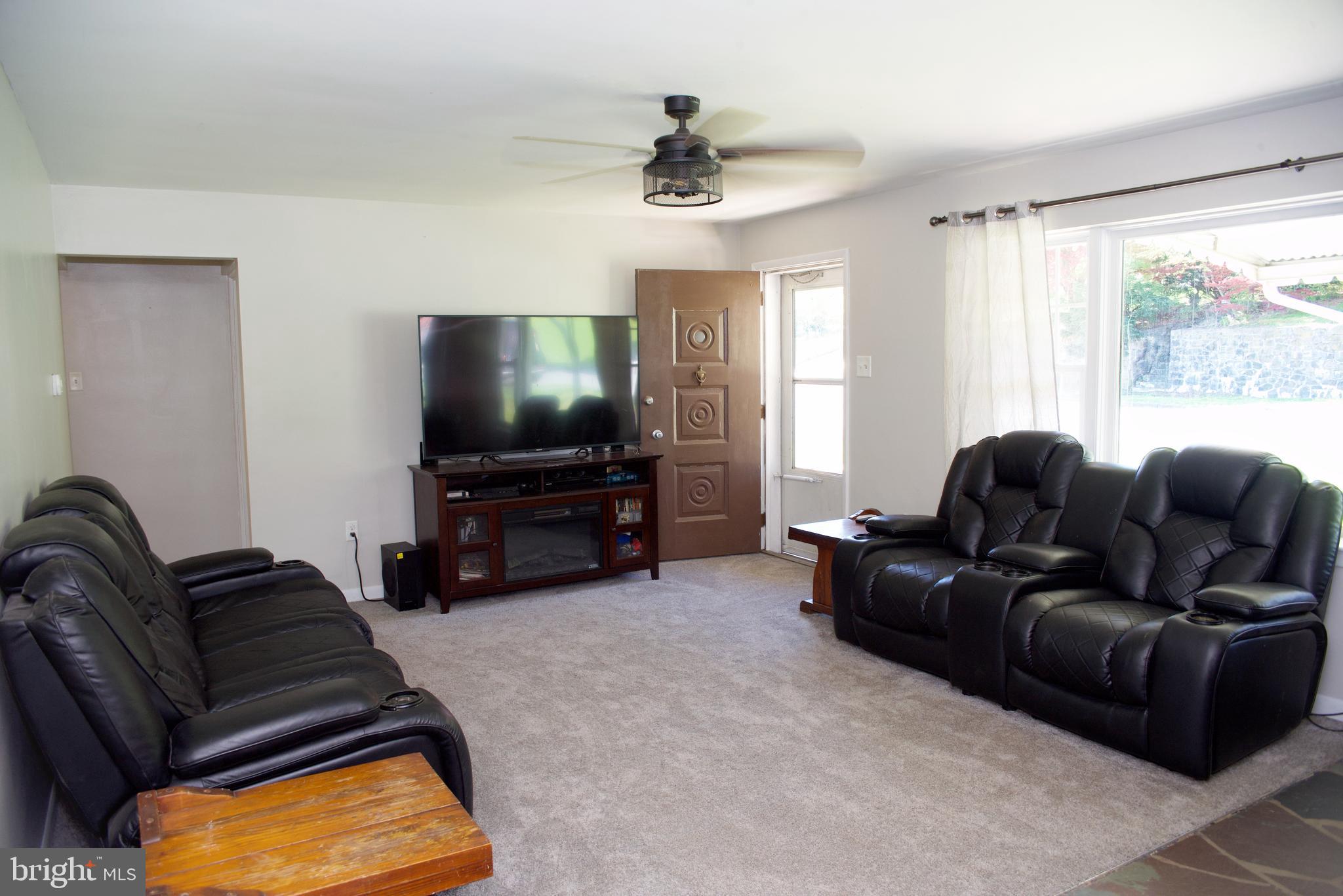 4725 Hillside Road Reading, PA 19606 - Photo 6 of 43 Freshly Painted and Carpeted