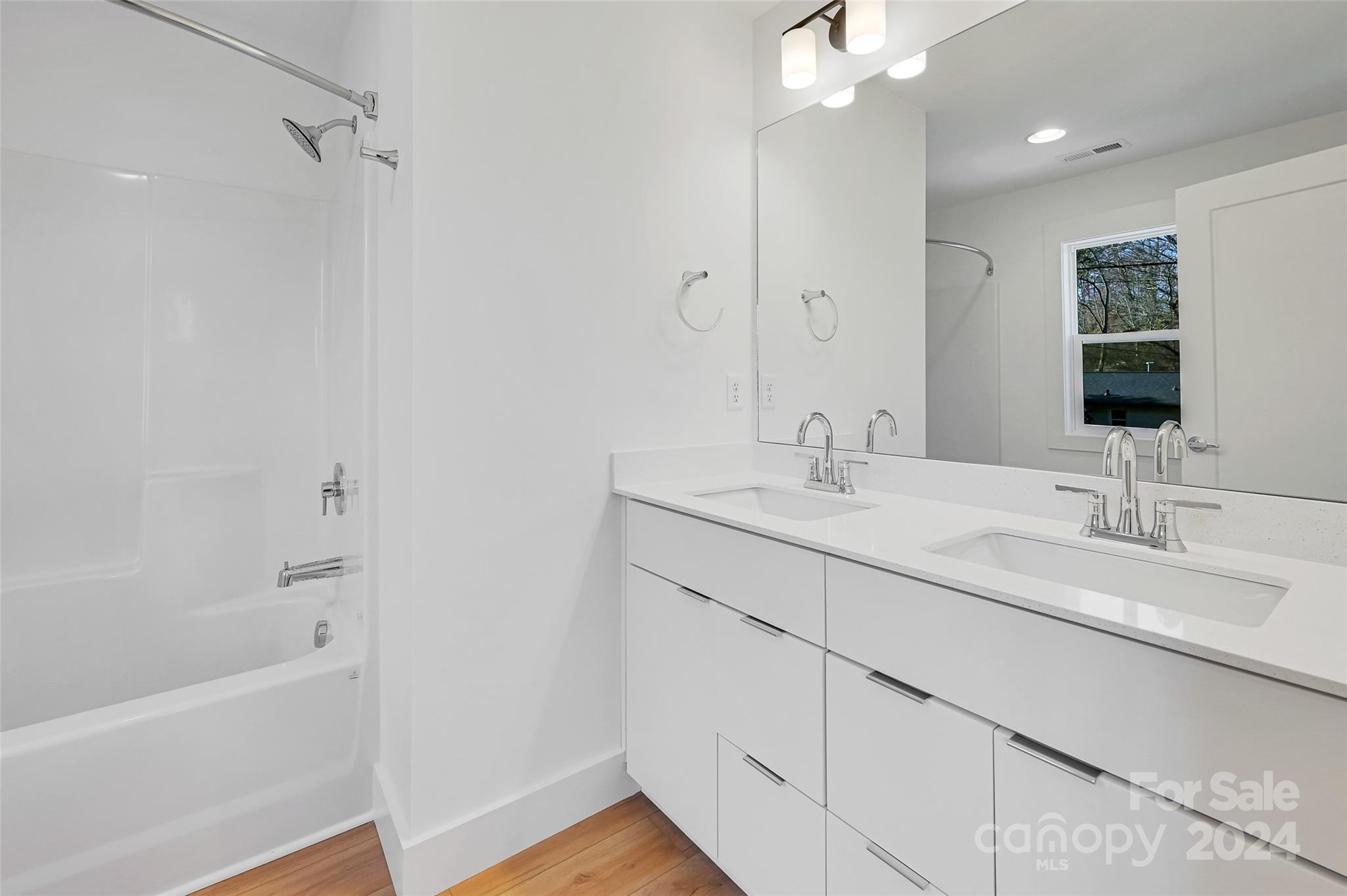 20 Cub Road, Unit 5 Asheville, NC 28806 - Photo 17 of 26 Gallery Image 17