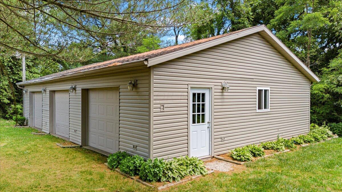 3011 Barth Road Belpre, OH 45714 - Photo 25 of 32 3 Car detached garage. 43'x 28'