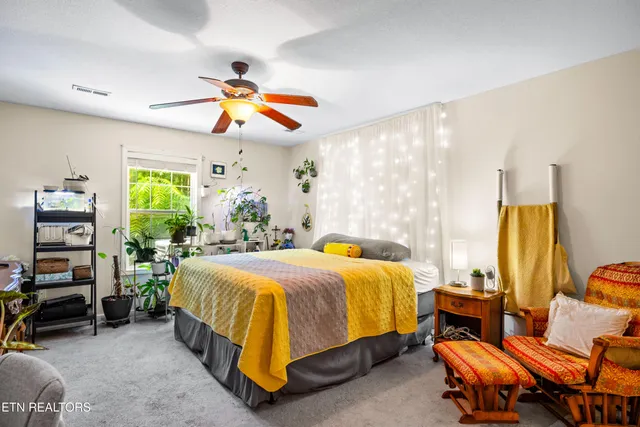 $299,900 | 209 Covington Lane, Maryville, TN 37804