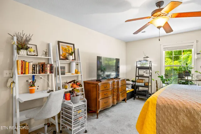 $299,900 | 209 Covington Lane, Maryville, TN 37804