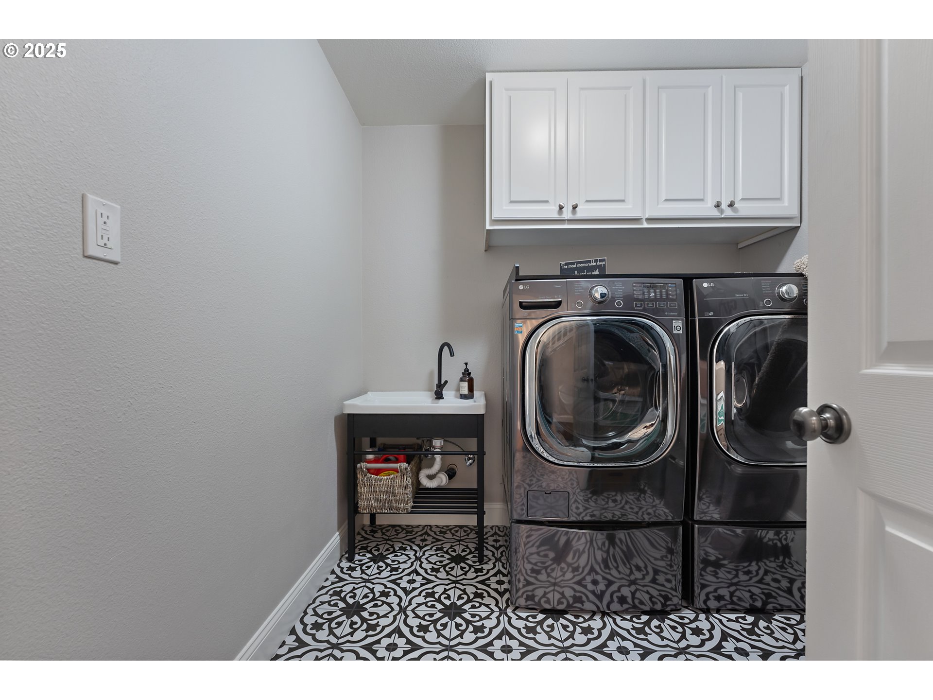 7490 Southwest Schroeder Way Wilsonville, OR 97070 - Photo 23 of 48