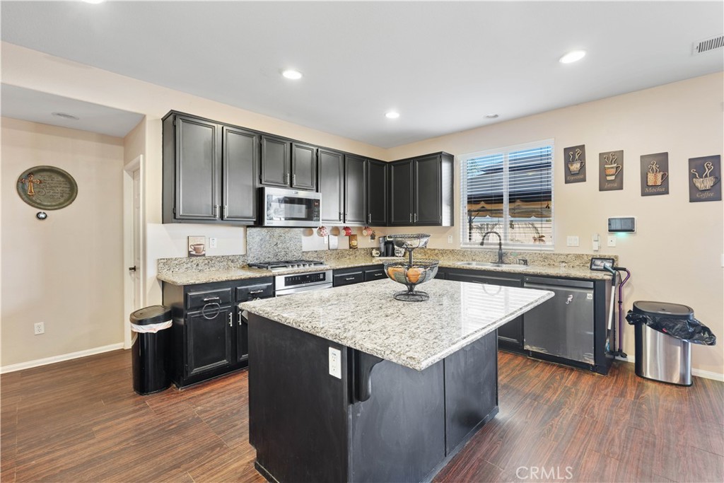 26692 Rim Creek Path Menifee, CA 92584 - Photo 13 of 43