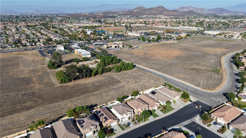 26692 Rim Creek Path Menifee, CA 92584 - Photo 38 of 43