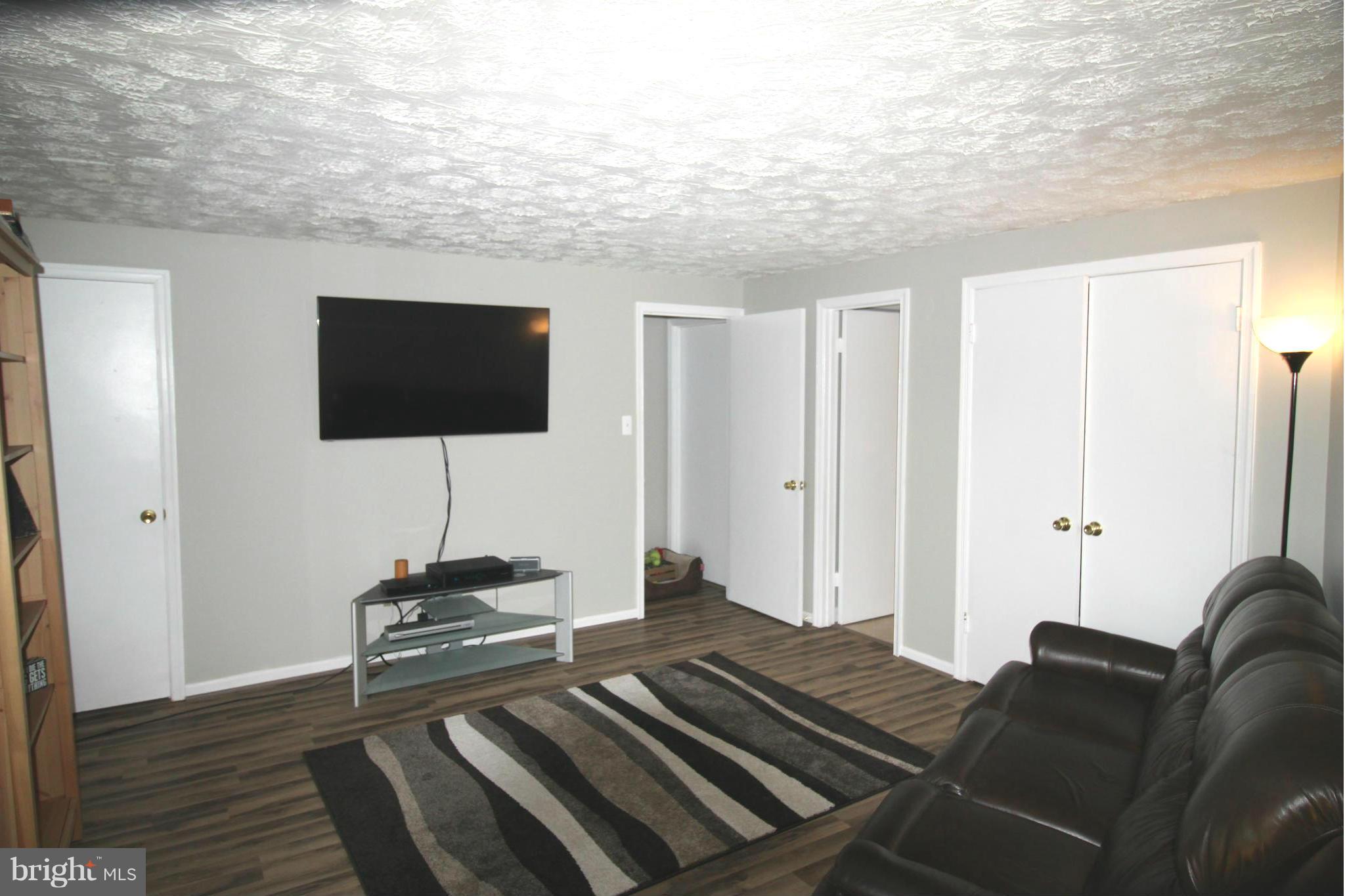 11186 Silentwood Lane Reston, VA 20191 - Photo 18 of 30 Bedroom