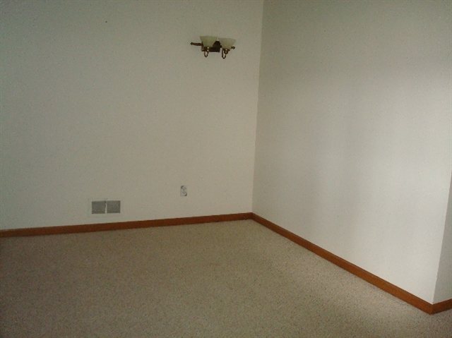 617 East Hastings Road Spokane, WA 99218 - Photo 7 of 9 Gallery Image 7