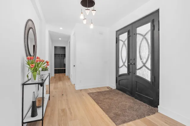 $1,699,000 | 16216 Gleason Lake Road, Wayzata, MN 55391