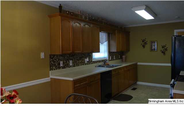 7336 Lake In The Woods Road Trussville, AL 35173 - Photo 11 of 30