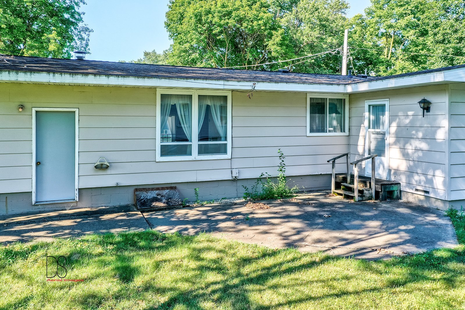 146 Center Street Seneca, IL 61360 - Photo 15 of 19 a front view of a house with a yard