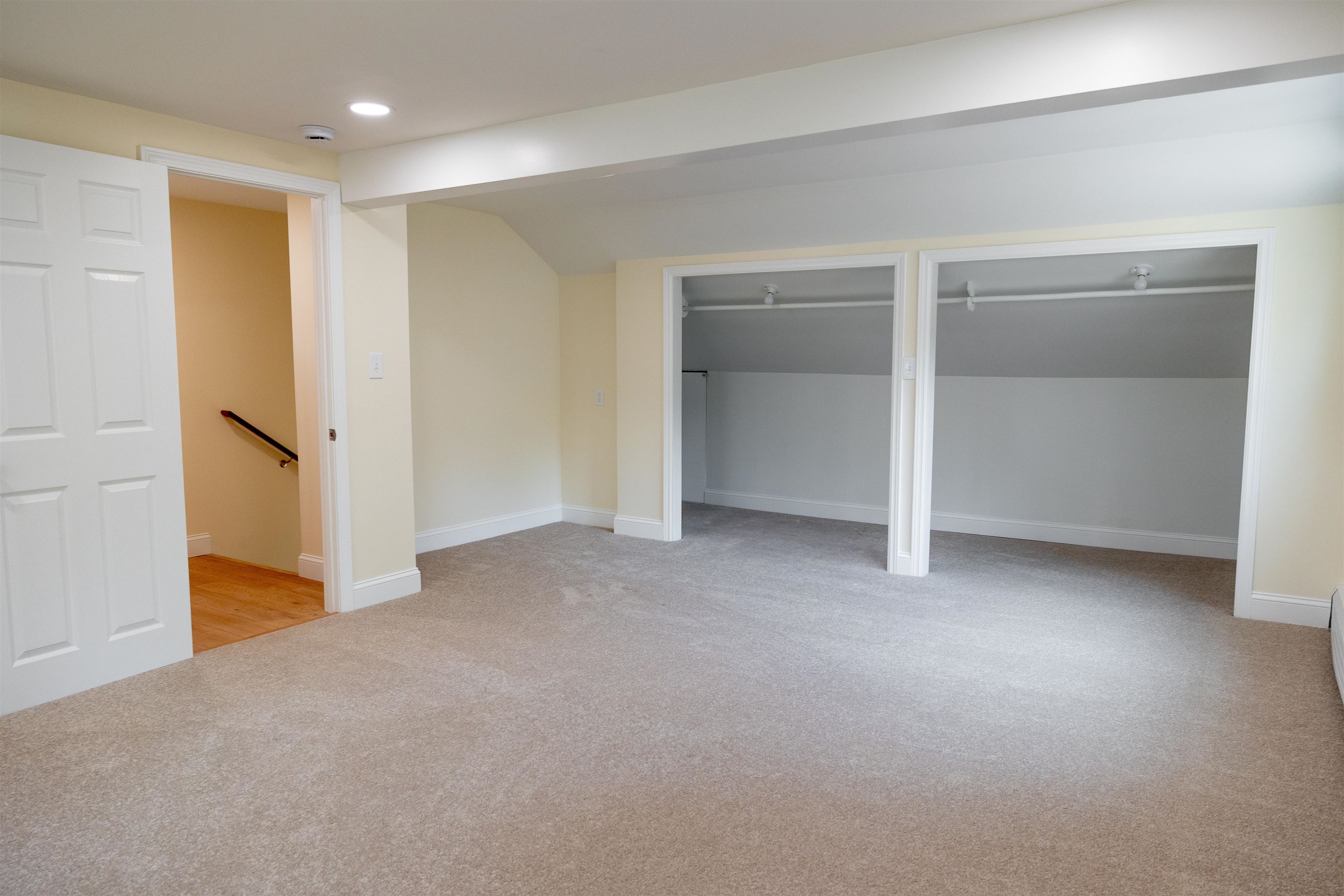 1206 Smyth Road Hooksett, NH 03106 - Photo 14 of 29