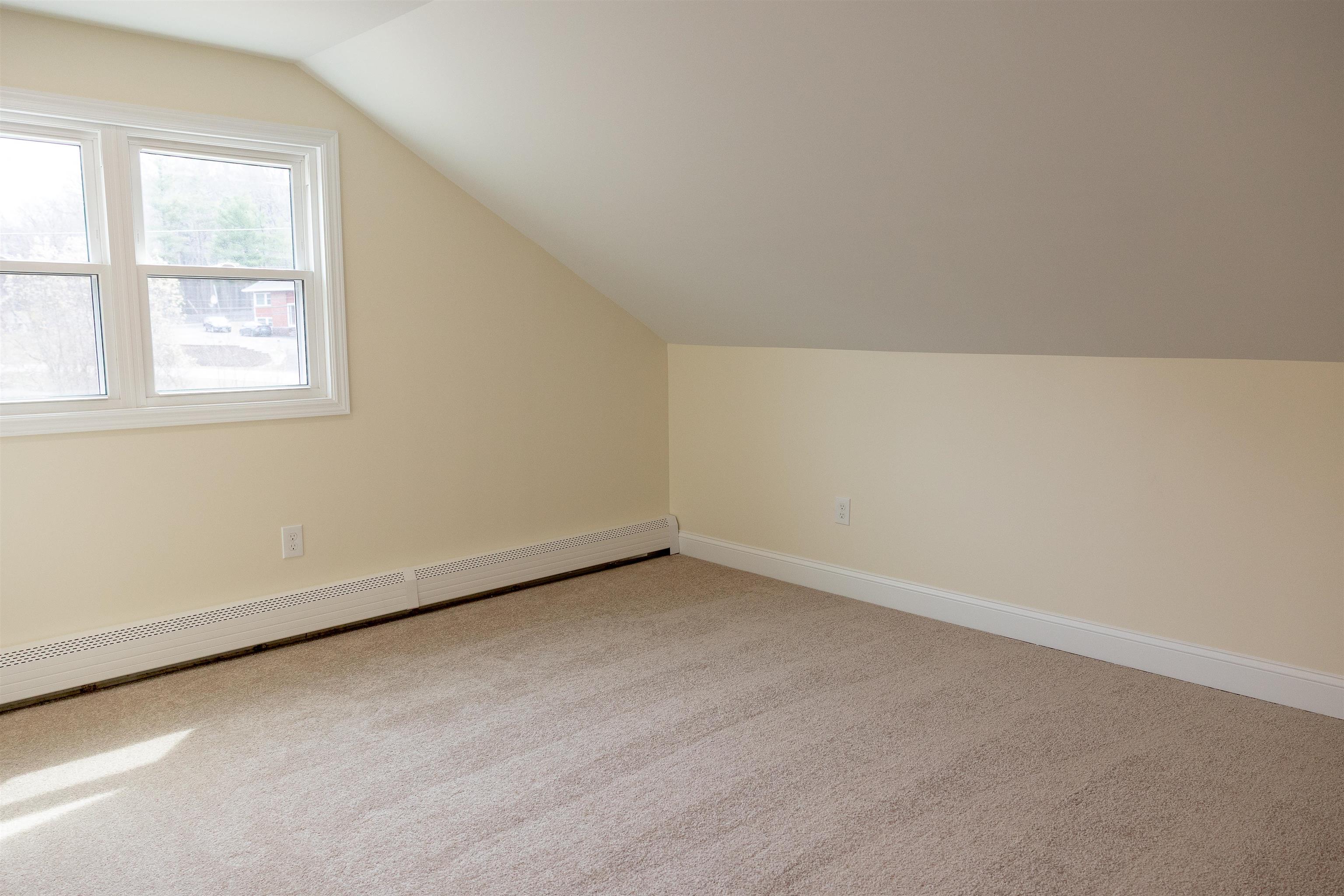 1206 Smyth Road Hooksett, NH 03106 - Photo 23 of 29