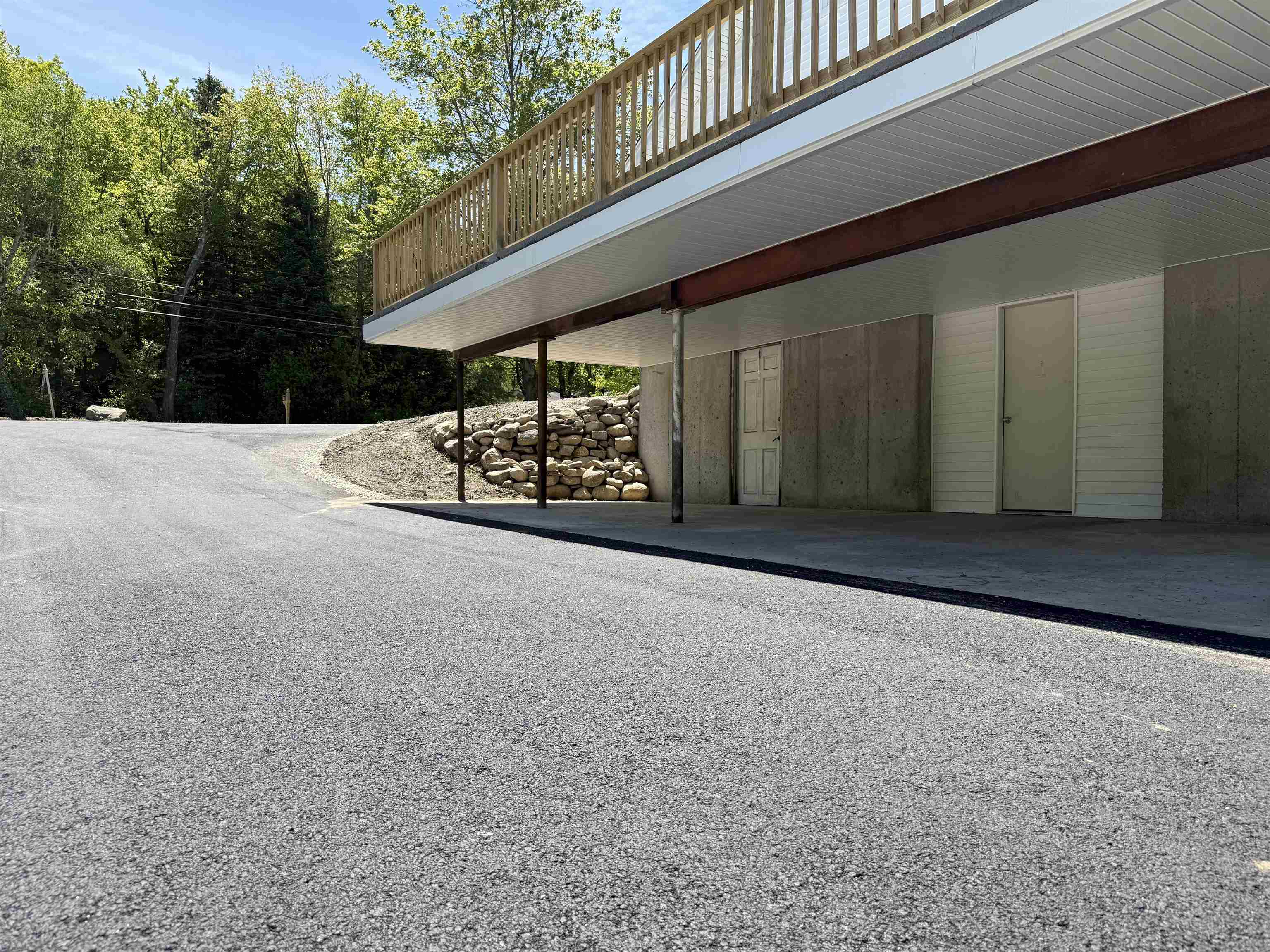 1206 Smyth Road Hooksett, NH 03106 - Photo 26 of 29