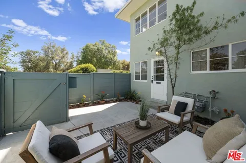 $499,000 | 5441 Village Green, Los Angeles, CA 90016
