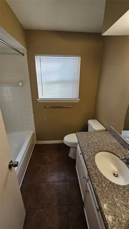 $1,995 | 14807 Spring Lake Drive, Houston, TX 77070