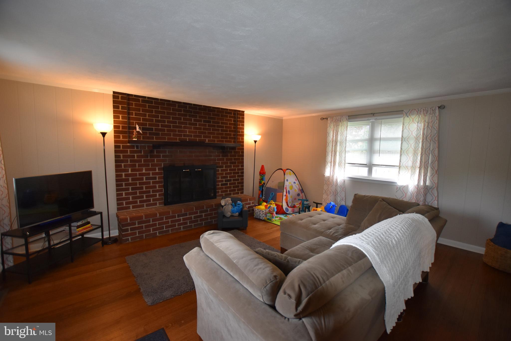 741 Rhoads Drive Springfield, PA 19064 - Photo 14 of 58 Family Room