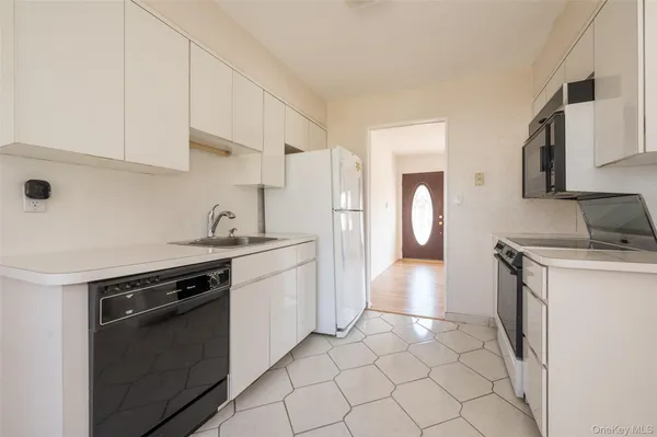 $599,000 | 507 Joan Street, Ronkonkoma, NY 11779