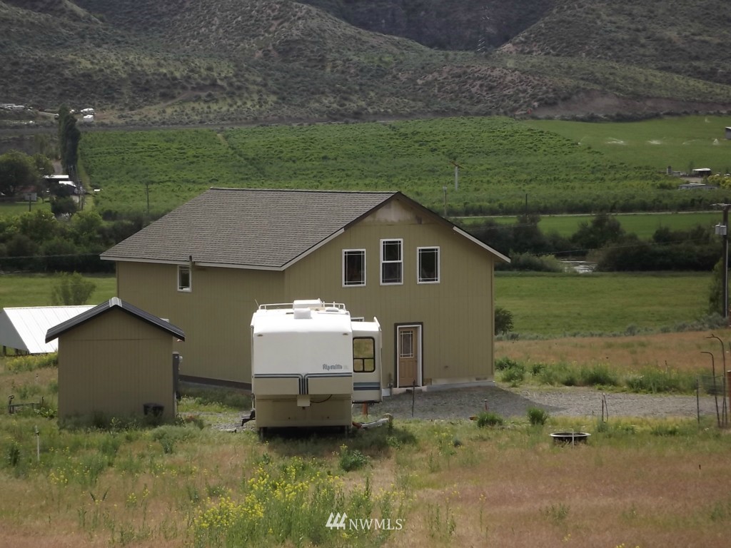 23 Foggy River Loop Riverside, WA 98849 - Photo 3 of 8