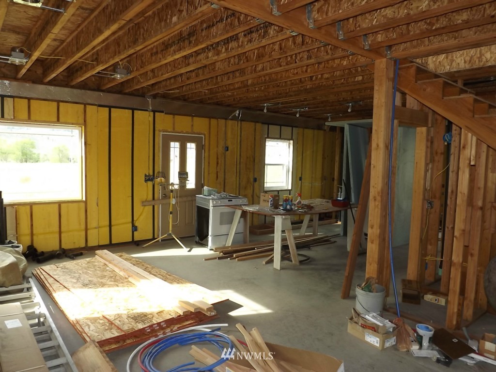 23 Foggy River Loop Riverside, WA 98849 - Photo 5 of 8