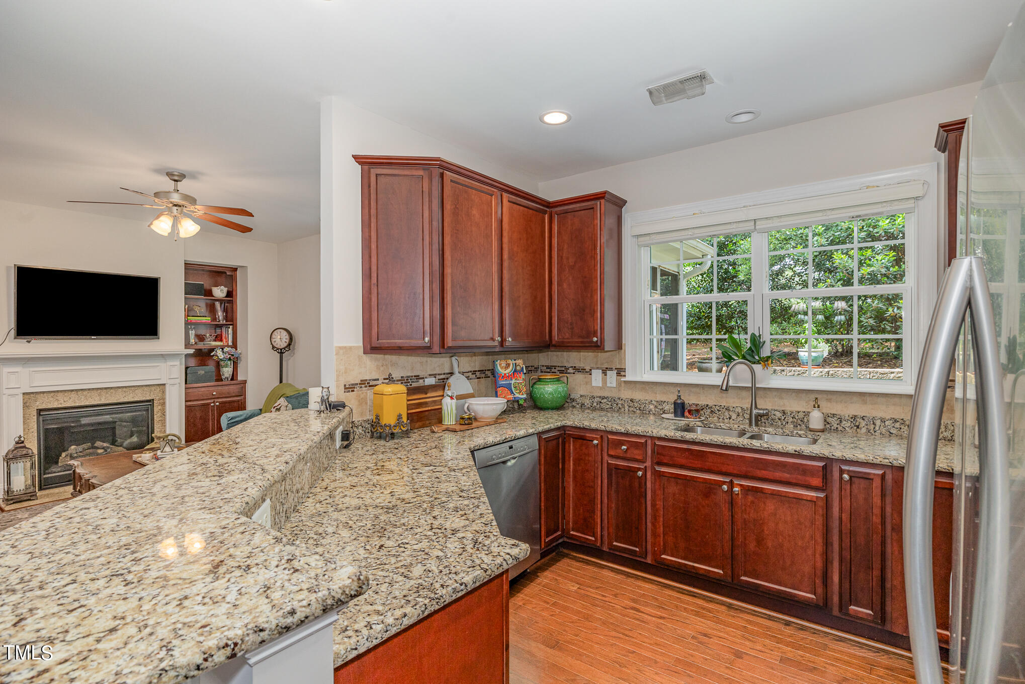 841 Swan Neck Lane Raleigh, NC 27615 - Photo 7 of 25 010_img_9651-edit