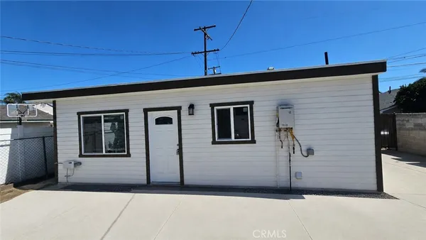 $2,495 | 610 East D Street, Unit B, Ontario, CA 91764