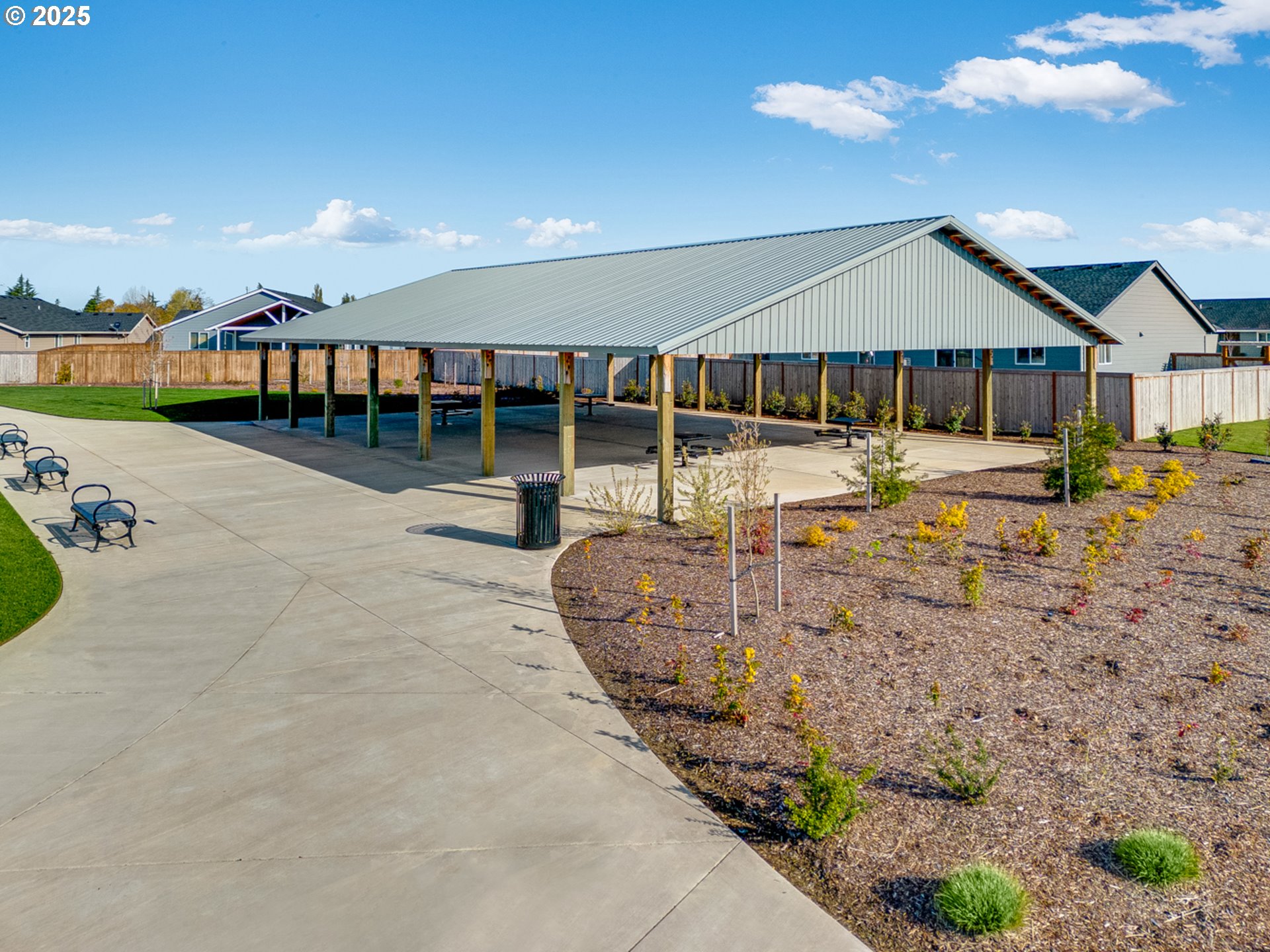 736 Merriott Lane Woodburn, OR 97071 - Photo 31 of 35 a view of a house with backyard and a sitting area