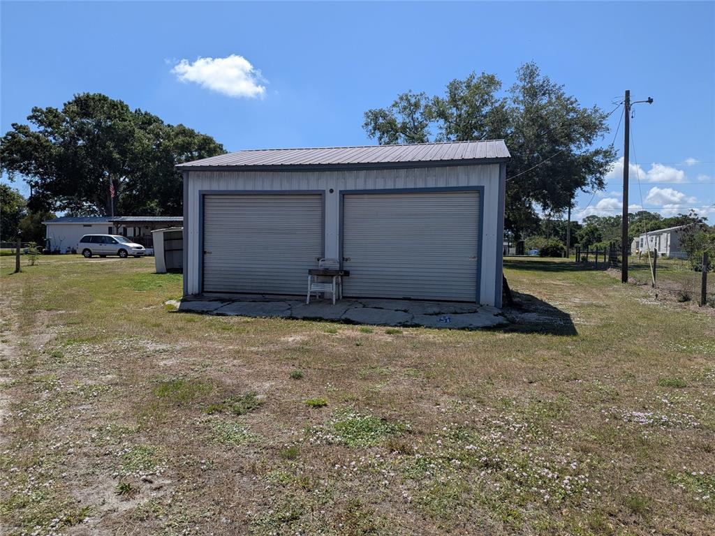 5139 Northeast Sandy Road Arcadia, FL 34266 - Photo 43 of 45 a view of a backyard