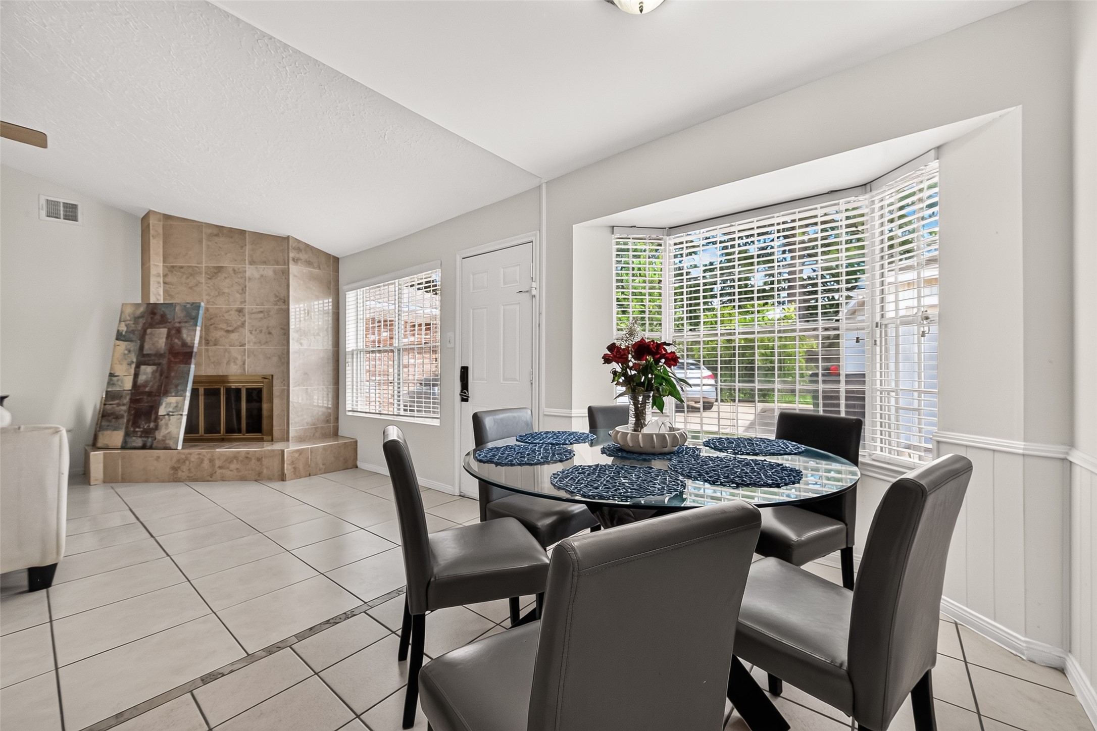 8831 Sandstone Road Houston, TX 77036 - Photo 13 of 30