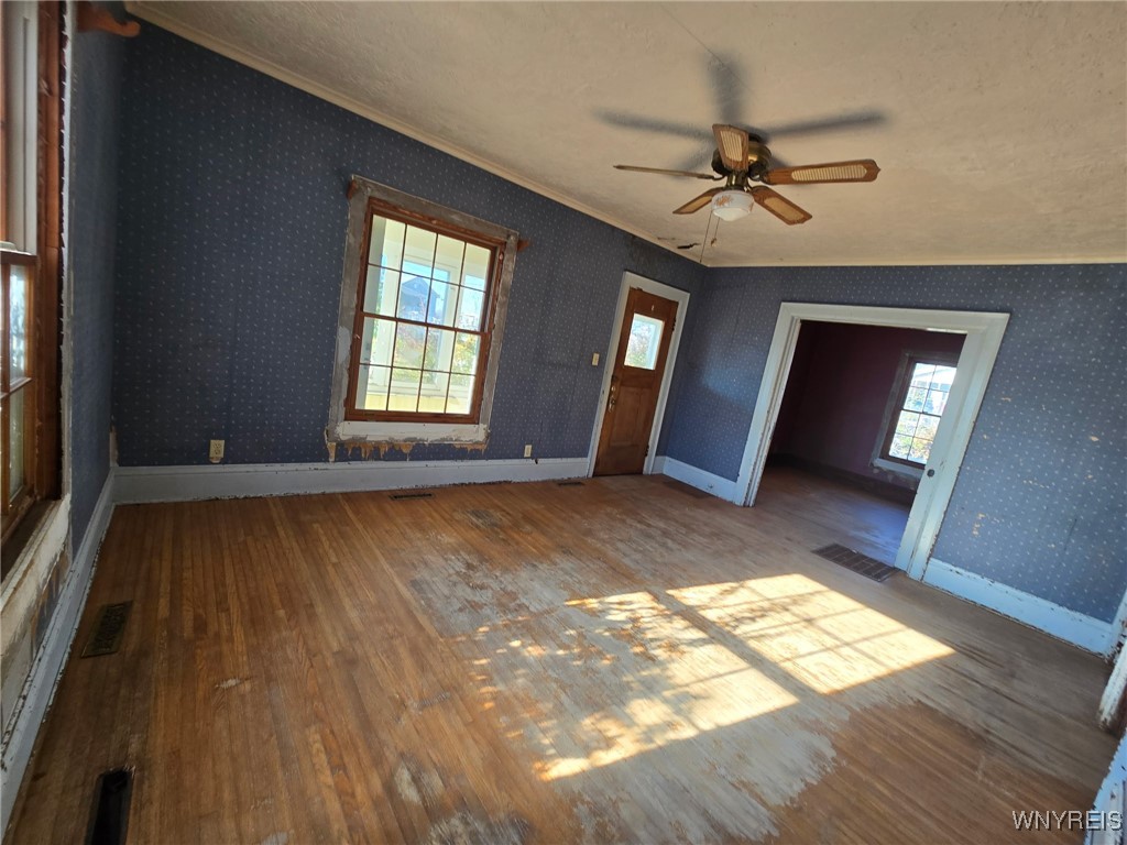 1861 Hess Road Appleton, NY 14008 - Photo 8 of 22