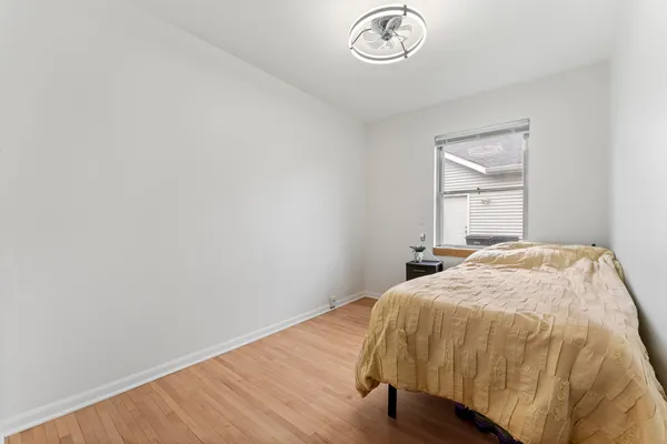 $379,999 | 84 South Weston Avenue, Elgin, IL 60123