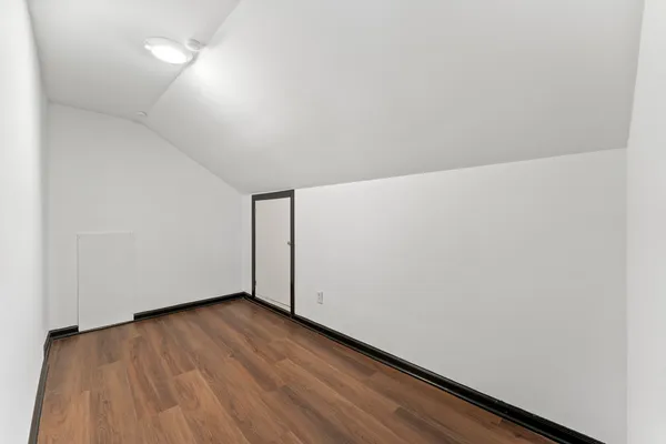 $379,999 | 84 South Weston Avenue, Elgin, IL 60123