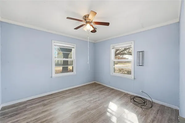 $1,400 | 406 North College Street, Howe, TX 75459